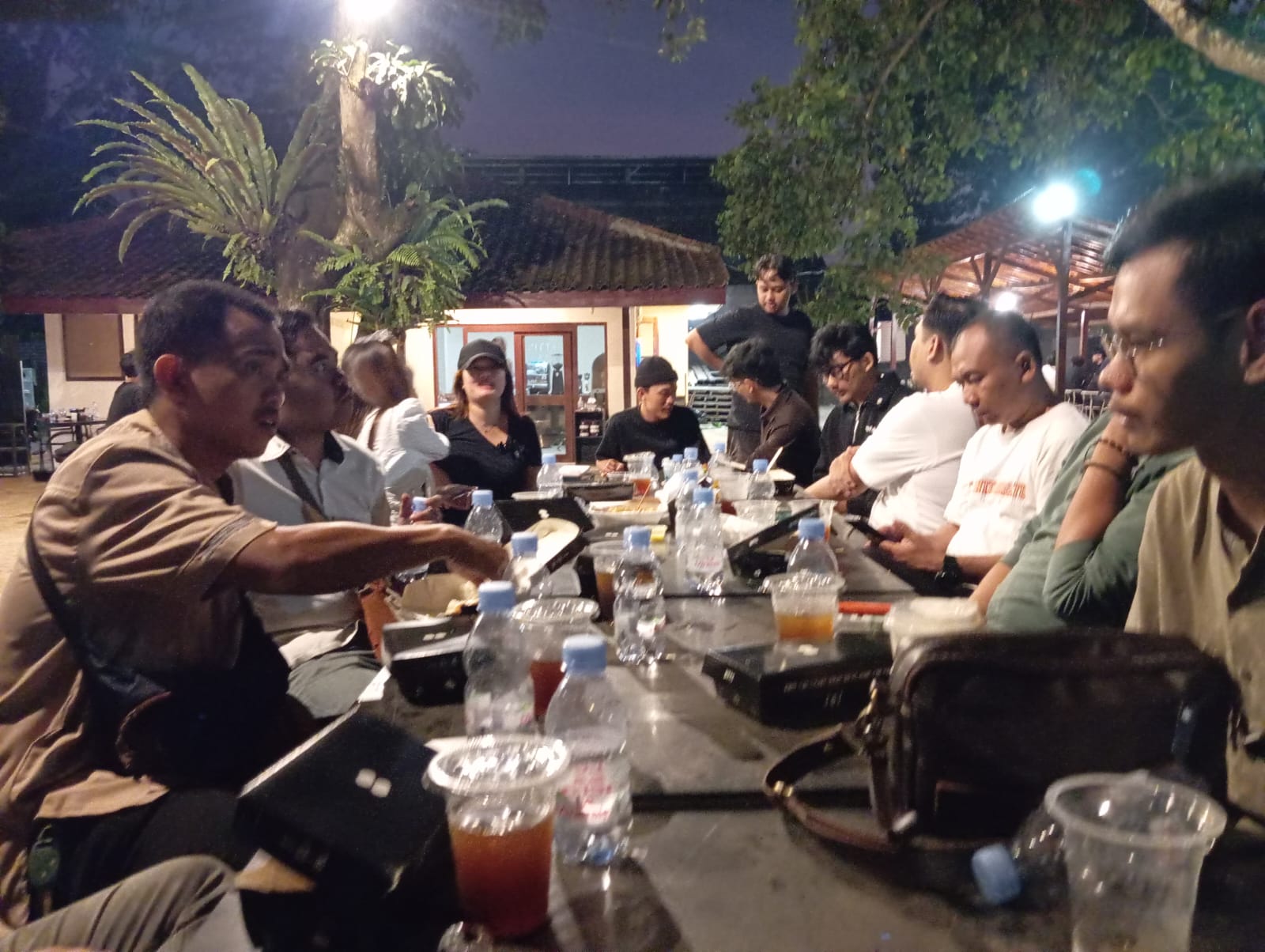 Ramadan Penuh Kebersamaan, Komunitas Biliar Rhinos Pandeglang Gelar Buka Puasa Bersama