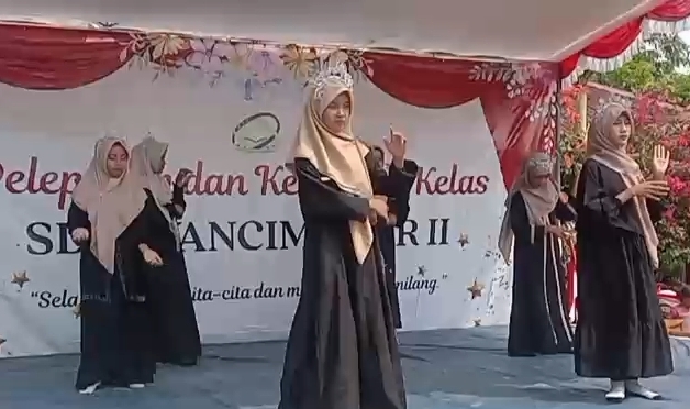 MERIAH SDN Wancimekar II Melaksanakan Acara Kenaikan Kelas Dengan Sangat Berbeda