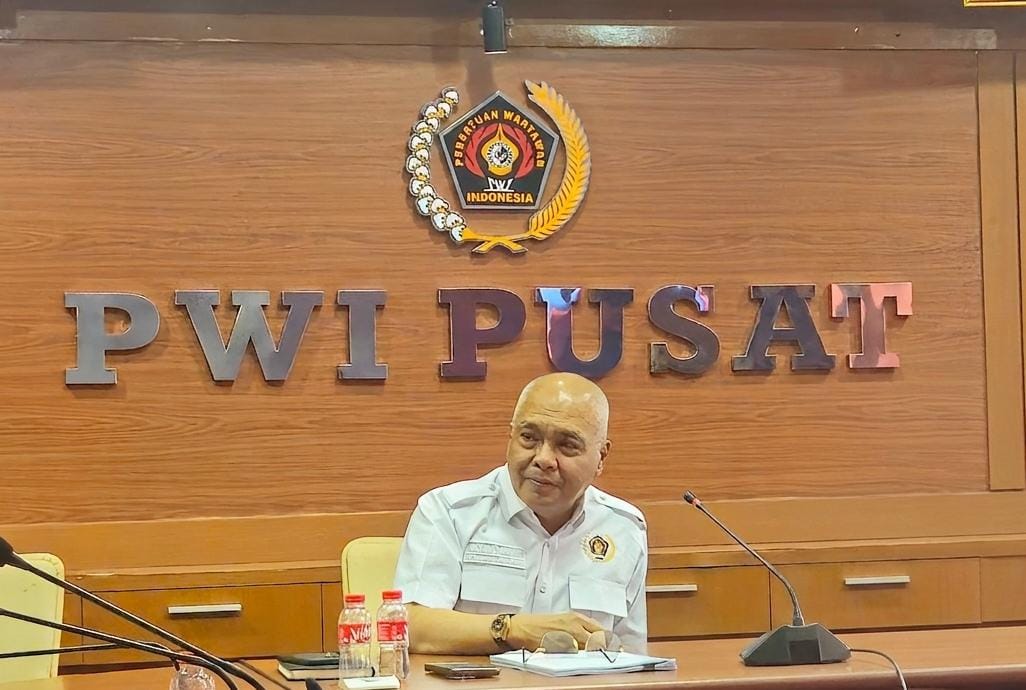 PWI Pusat Desak Hotman Paris Klarifikasi dan Minta Maaf, Tegaskan Martabat Wartawan Harus Dihormati