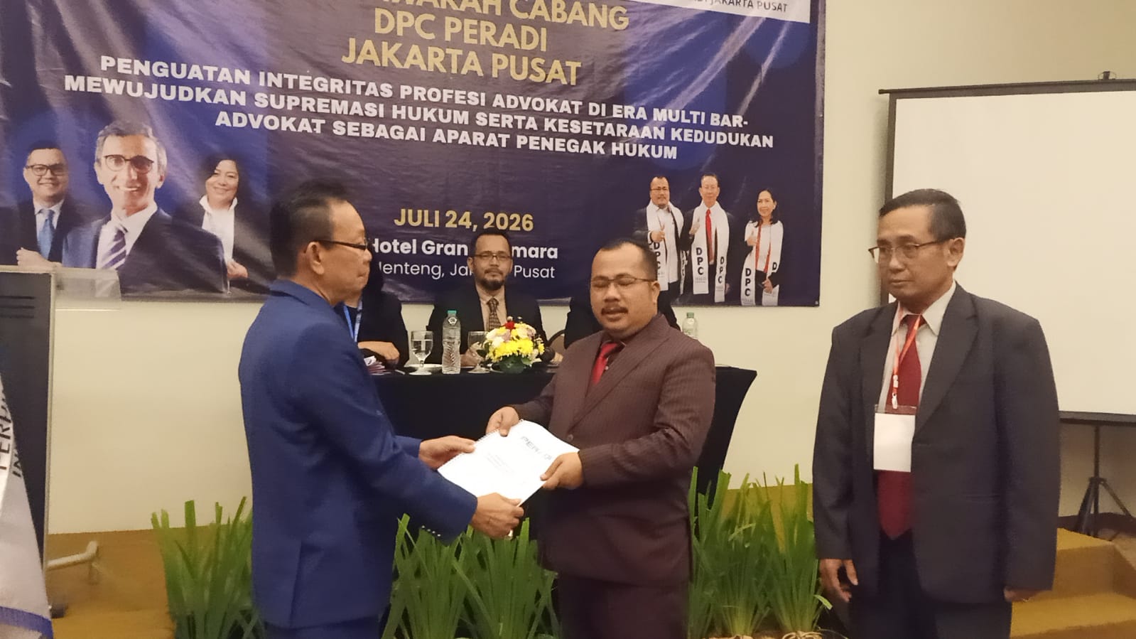 Nahkoda Baru DPC PERADI Jakarta Pusat! Andar T. Manik Usung Transformasi Digital, Perlindungan Advokat, dan Pengabdian untuk Keadilan