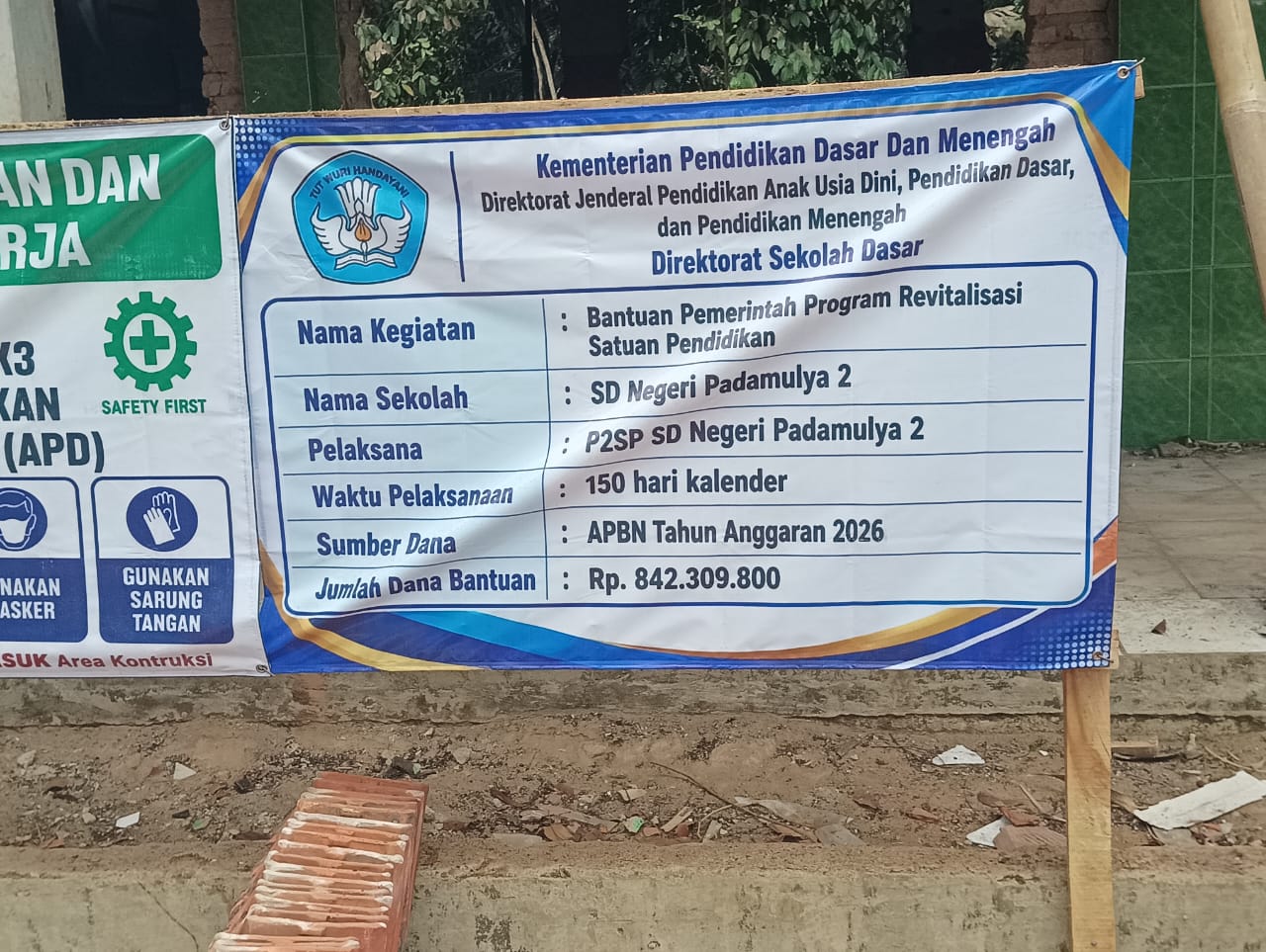 Revitalisasi SDN Padamulya 2 Rp842 Juta Disorot: Dugaan K3 Diabaikan, Pengawasan Dipertanyakan