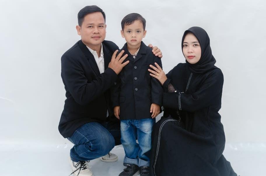 Penuh Haru dan Syukur, Keluarga Hendri–Lina Herlina Gelar Syukuran Khitan Putra Ketiga, Mohon Doa Warga Munjul